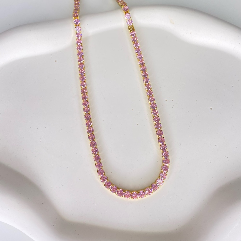 Goldplated pink tennis chain